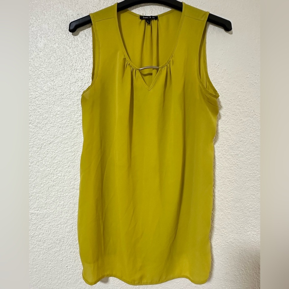Sami & Jo Mustard Sleeveless Blouse